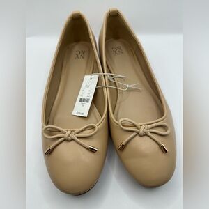 Tan NY&C ballerina flats